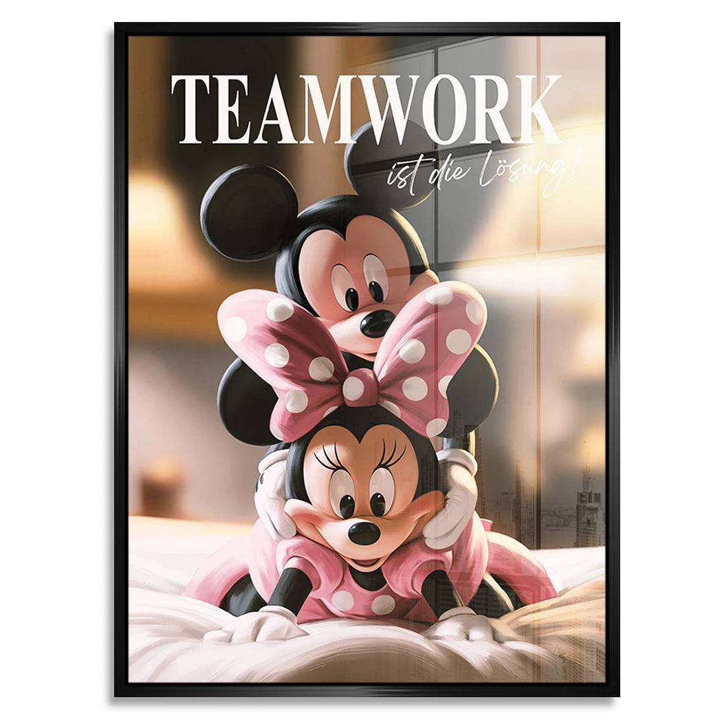 Mickey & Minnie Teamwork Acrylglasbild