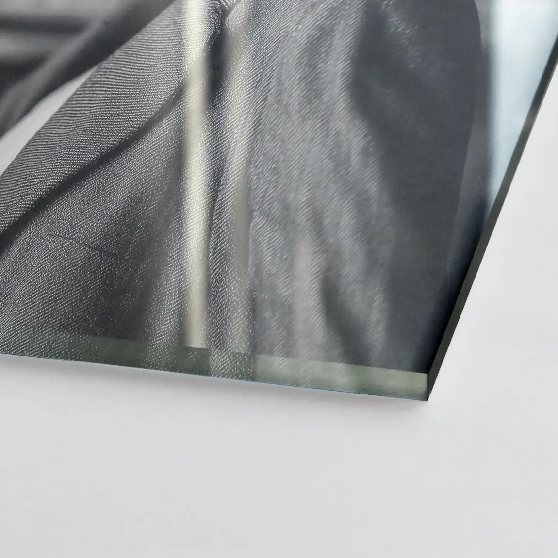Beauty Smoke Affairs Acrylglasbild INGALERIE