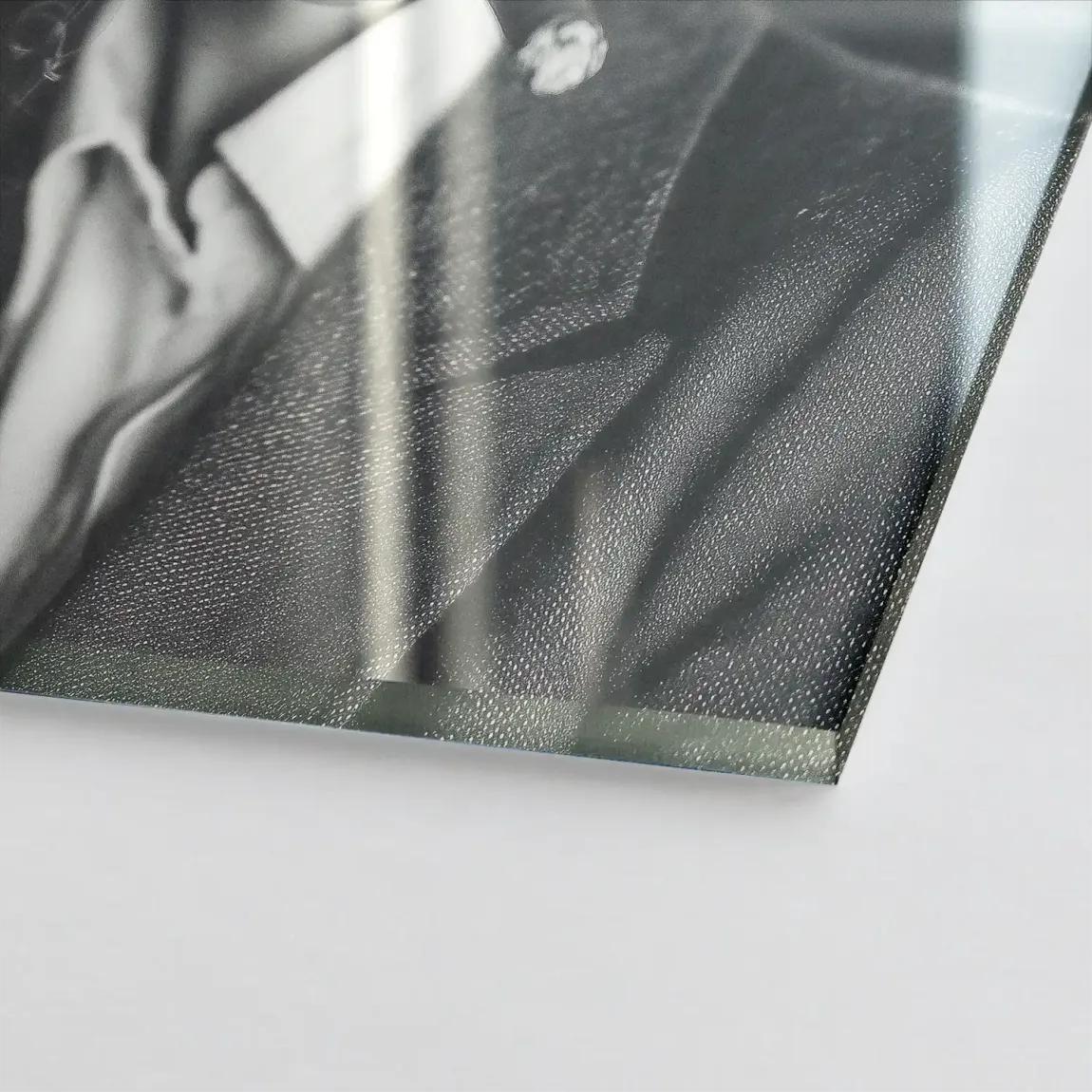 Whispers of Smoke Acrylglasbild INGALERIE