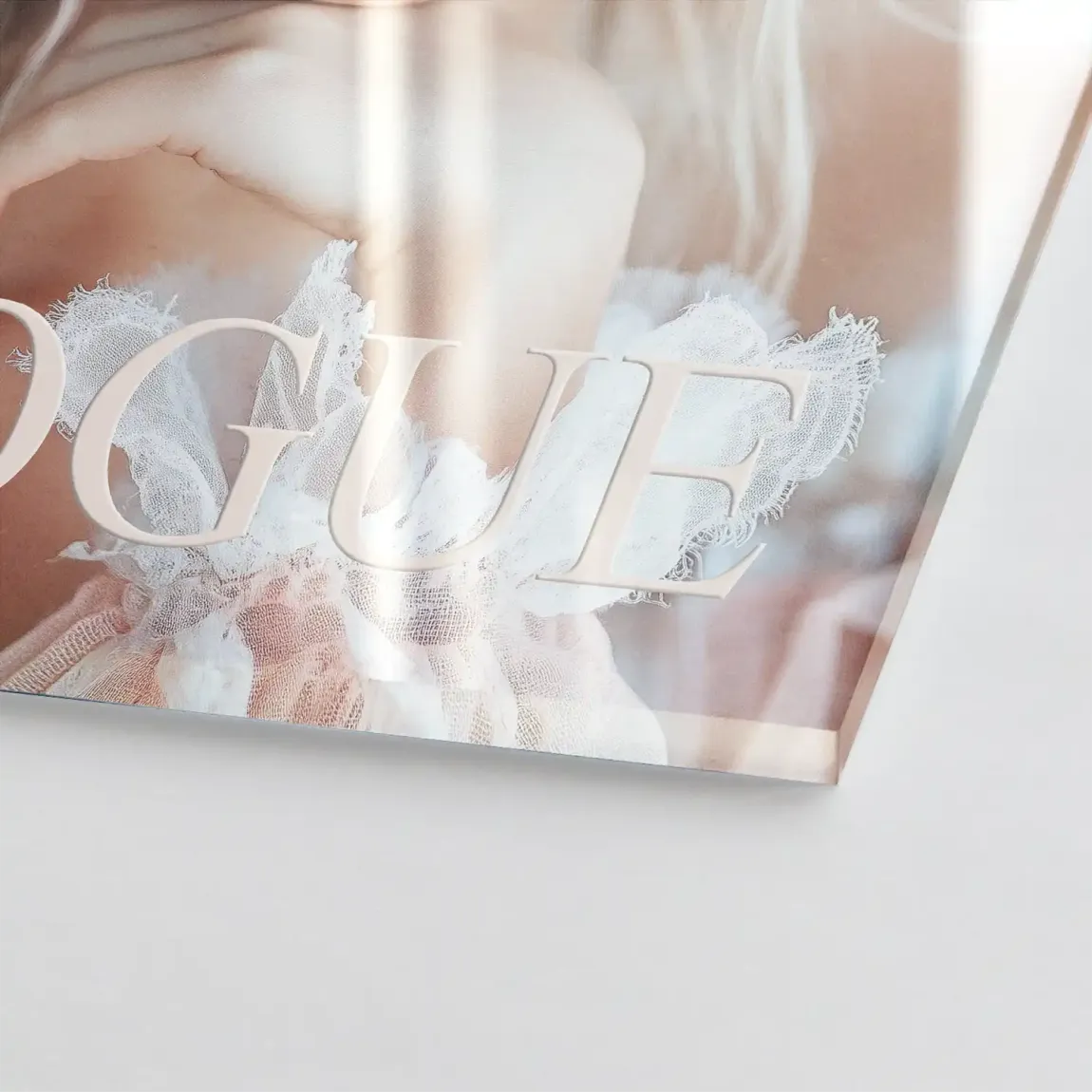 Silent Fashion Acrylglasbild INGALERIE