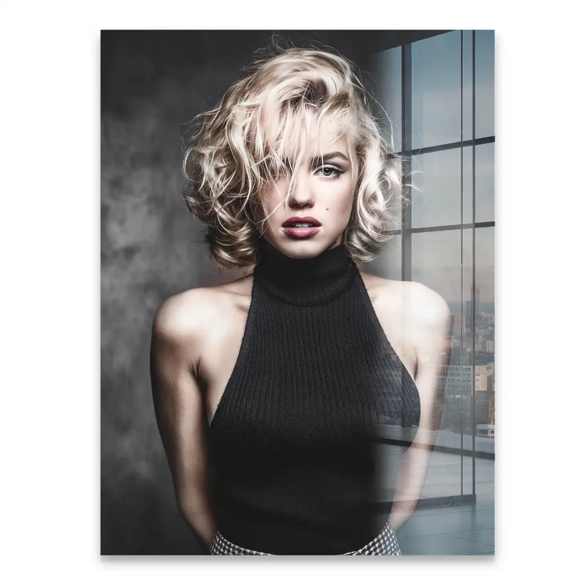 Midnight Allure Marilyn Monroe Acrylglasbild