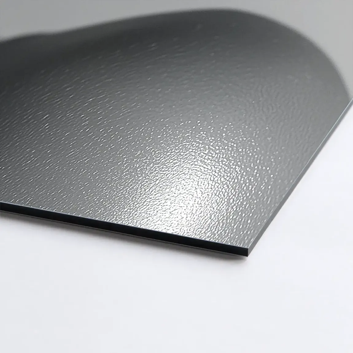 Masked Beauty Noir Art Aludibond Bild