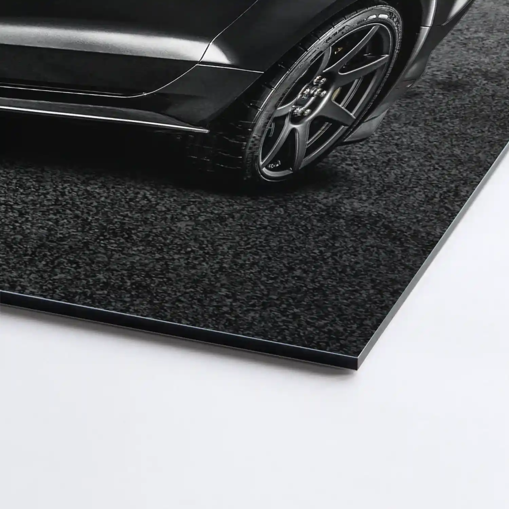 Ford Mustang Black City Aludibond Bild INGALERIE