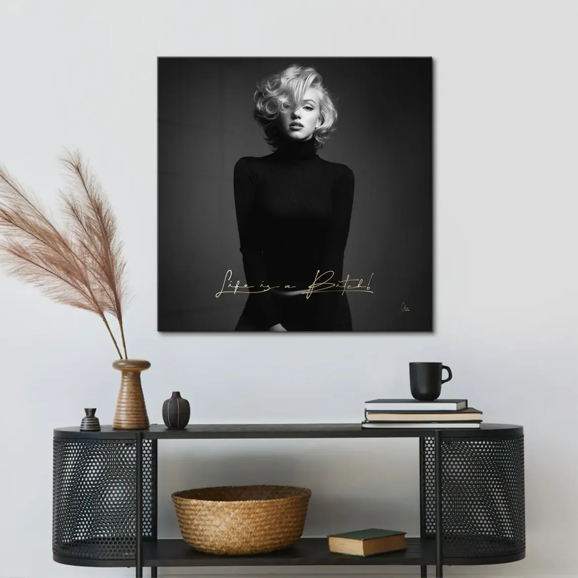 Monroe Life is a Bitch Leinwand Bild