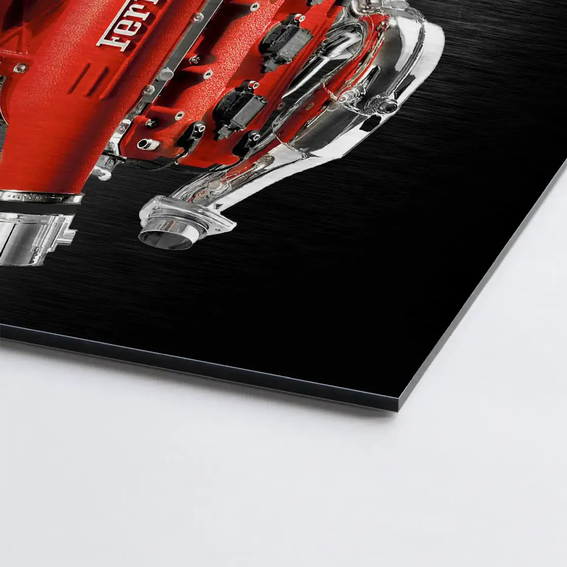 Ferrari V8 Motor AluDibond Gebürstet