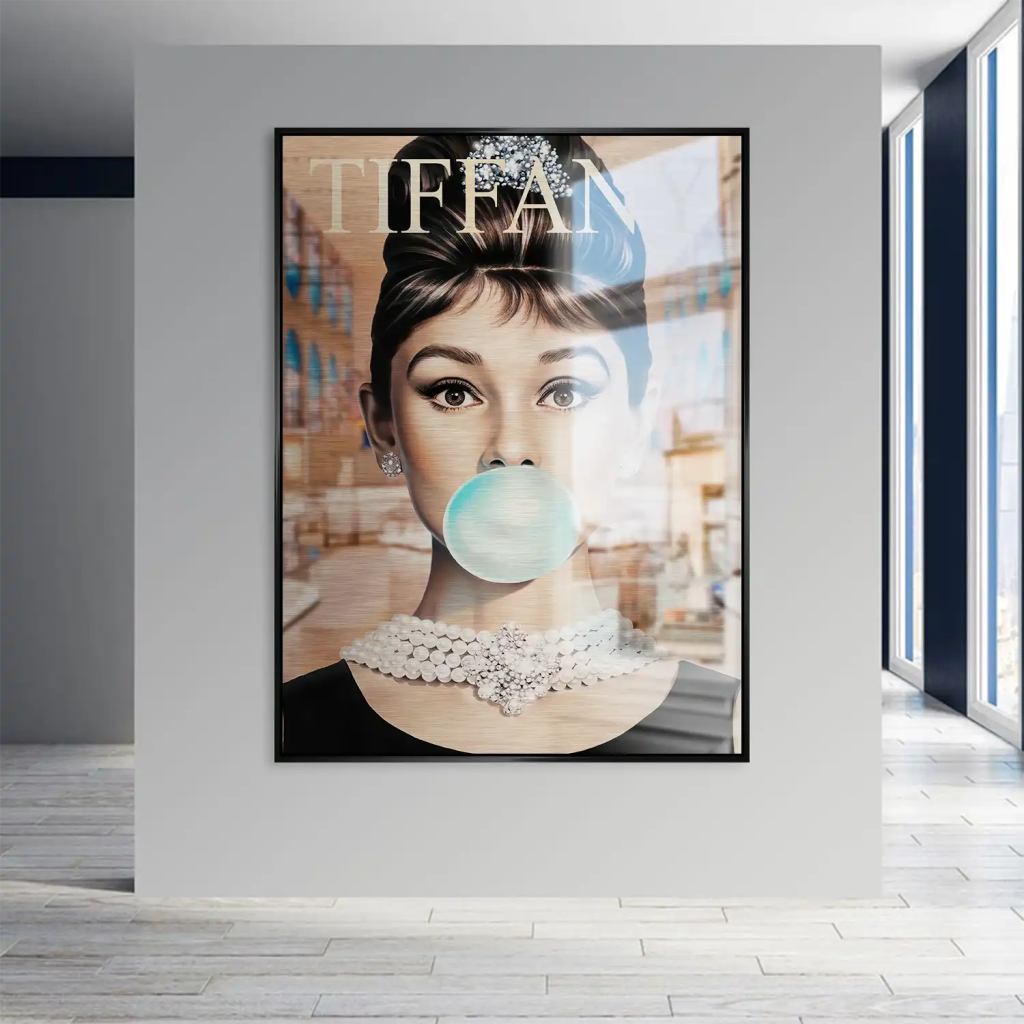 Audrey Bubble Gum Retro Aludibond Gebürstet INGALERIE