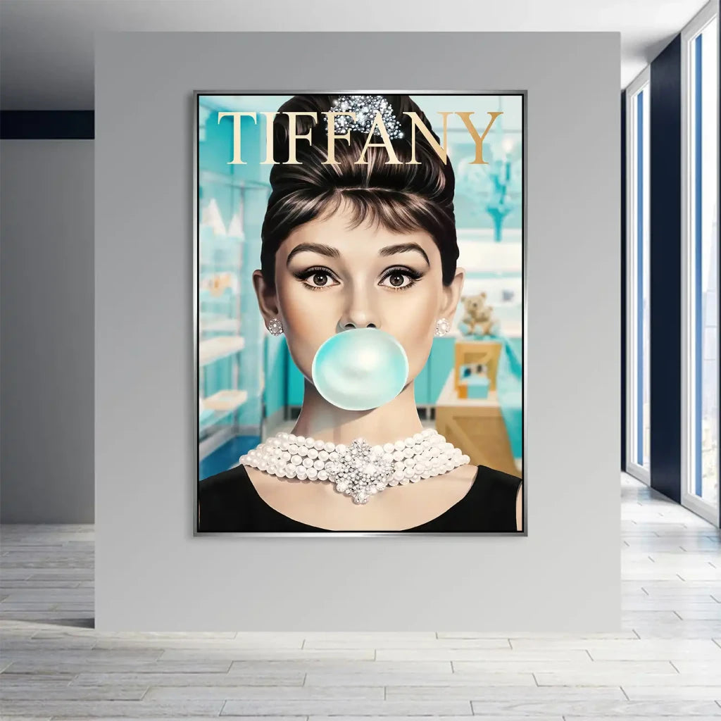 Audrey Bubble Gum AluDibond Bild INGALERIE