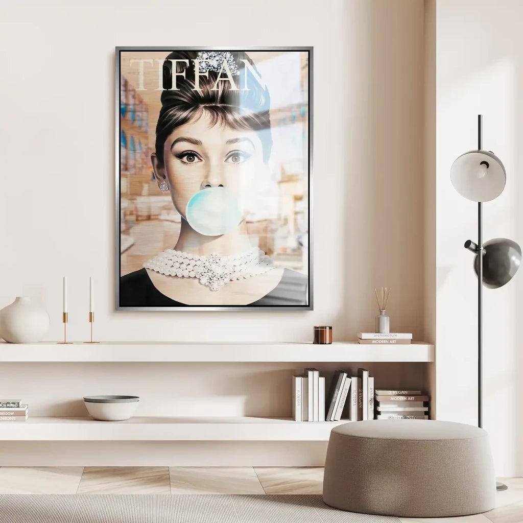 Audrey Bubble Gum Retro Aludibond Gebürstet INGALERIE