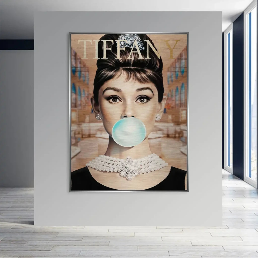 Audrey Bubble Gum Retro Aludibond Gebürstet INGALERIE