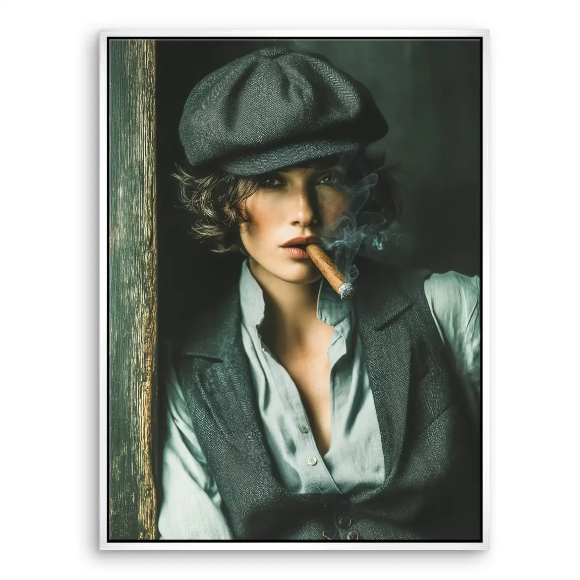 Smoke & Secrets Beauty Leinwand Bild INGALERIE