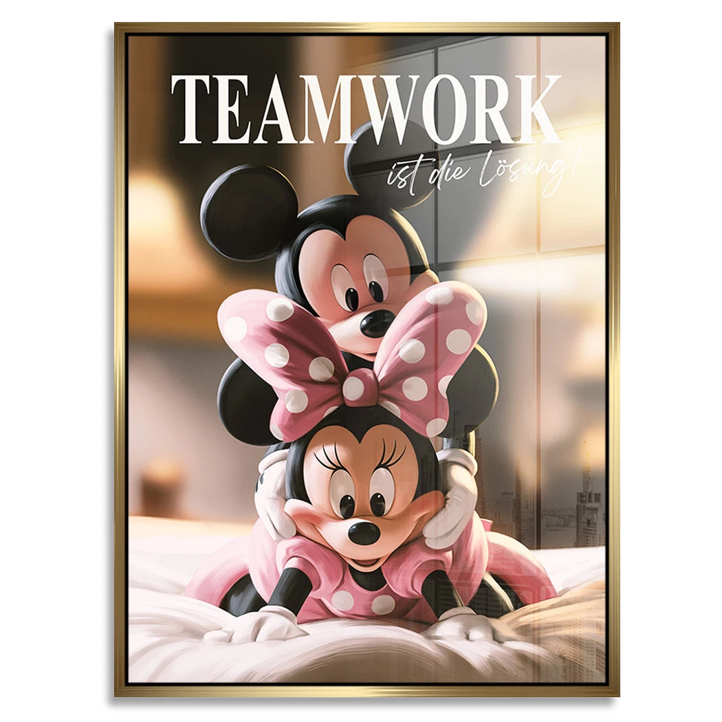 Mickey & Minnie Teamwork Acrylglasbild