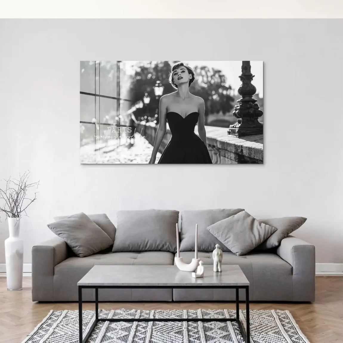 Audrey walk in Paris Acrylglas Bild