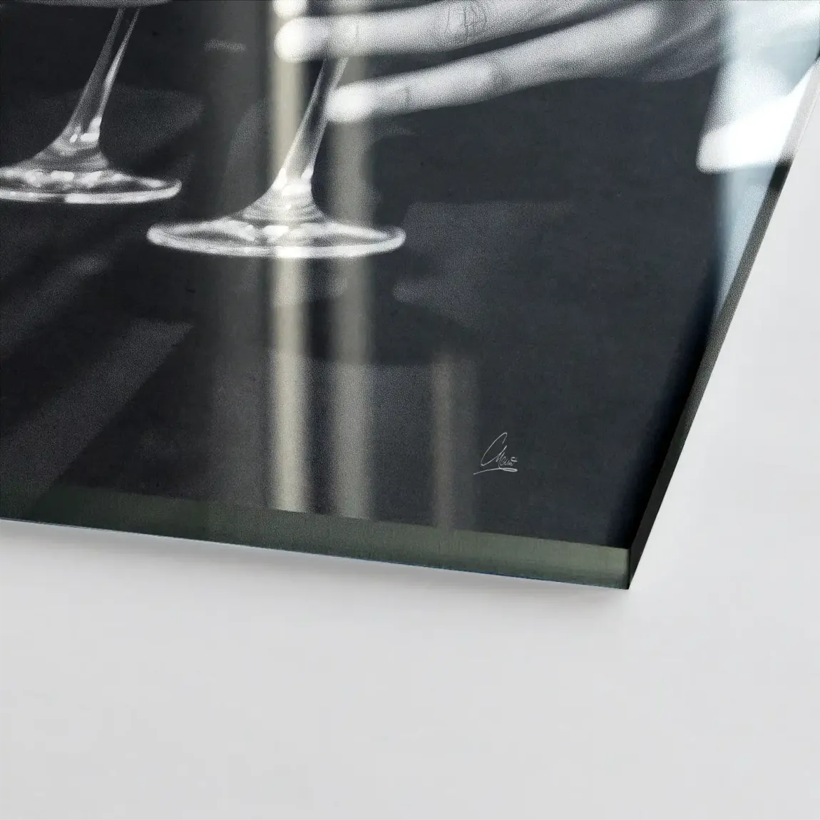 Gentleman Noire Acrylglasbild