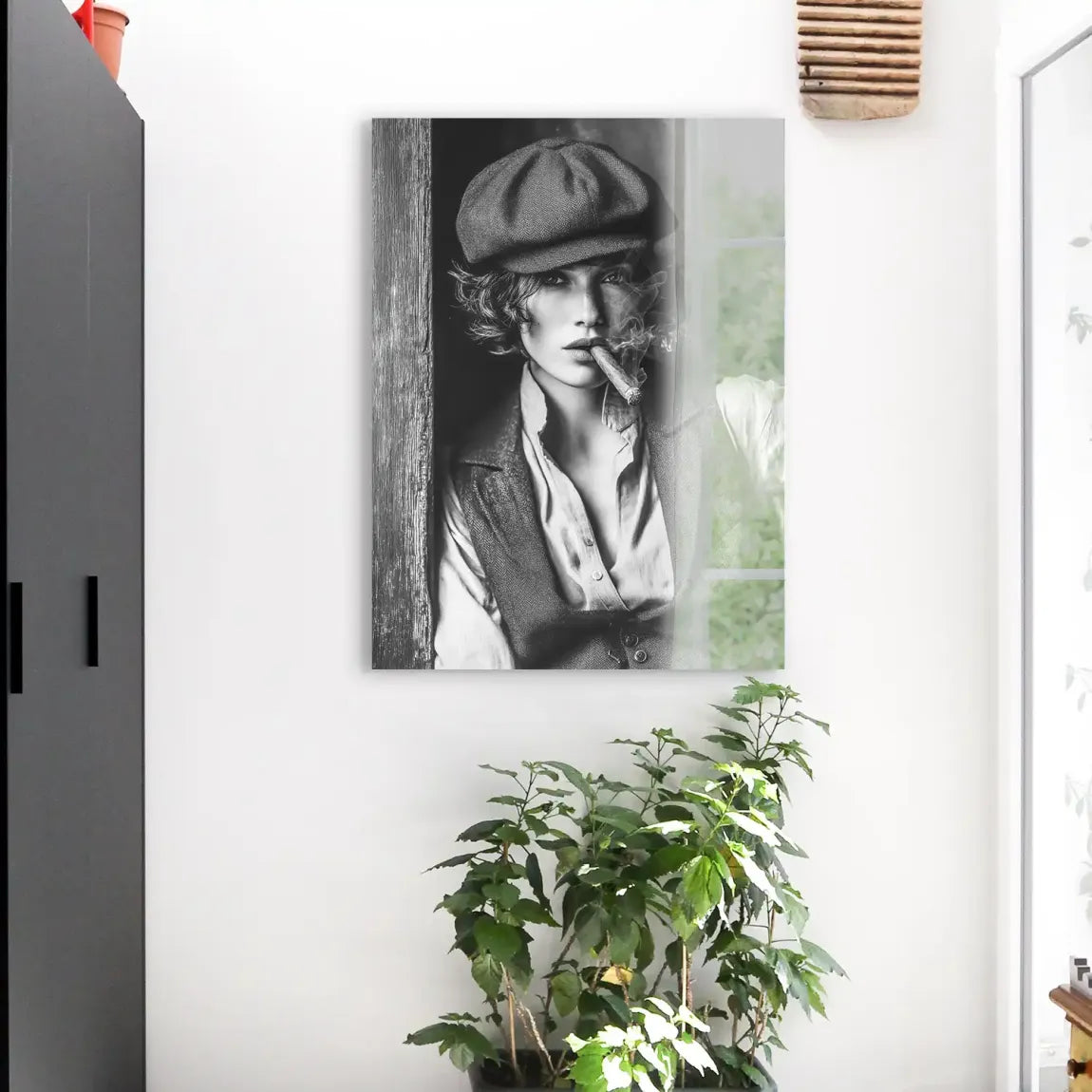 Smoke & Secrets Beauty in schwarz weiss Acrylglasbild INGALERIE