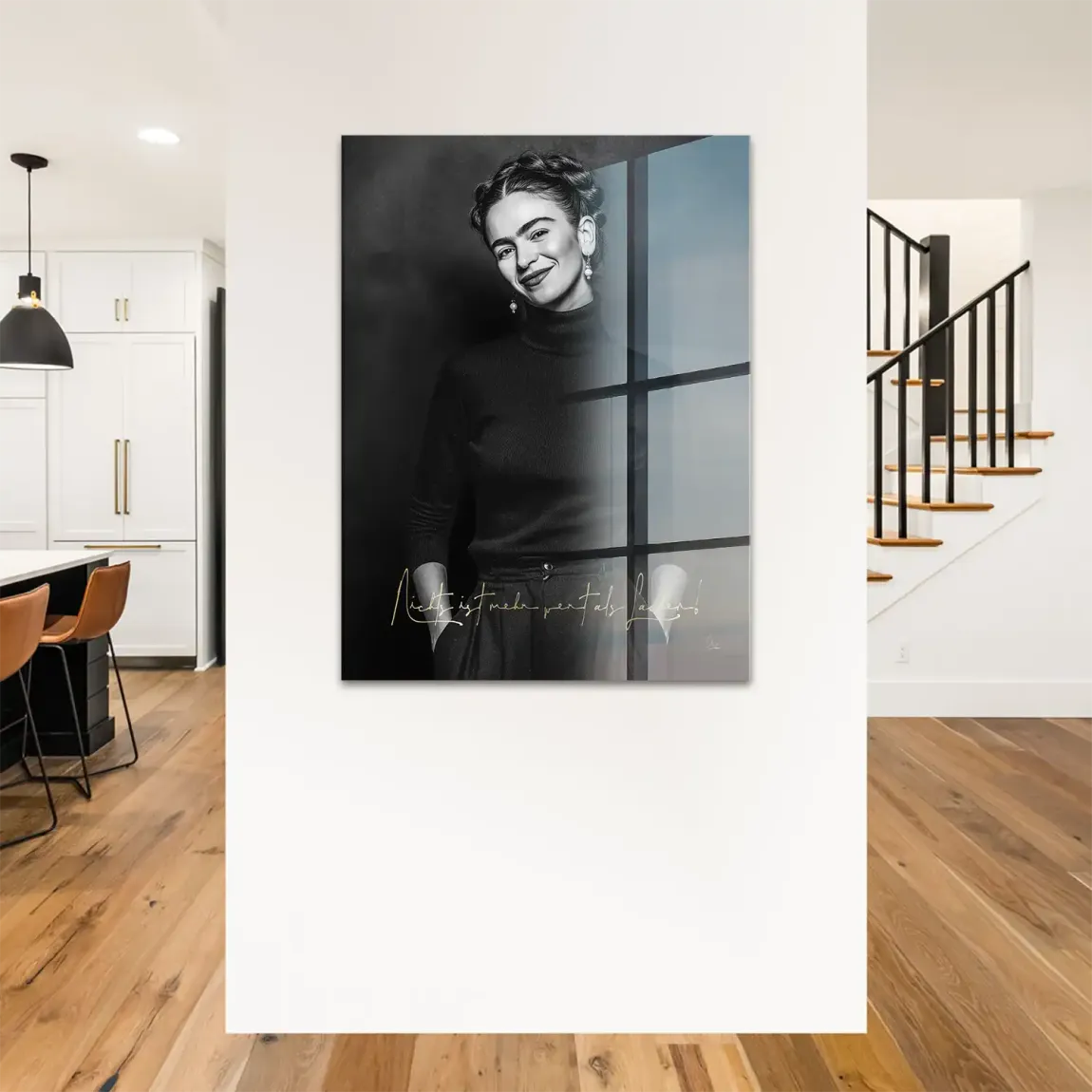 Frida Kahlo stilles Lächeln Acrylglasbild