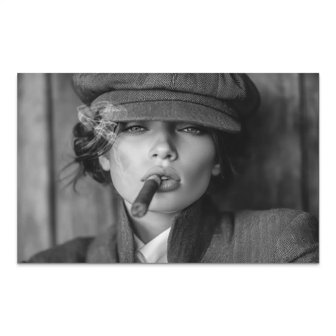 Femme Smoke AluDibond Bild