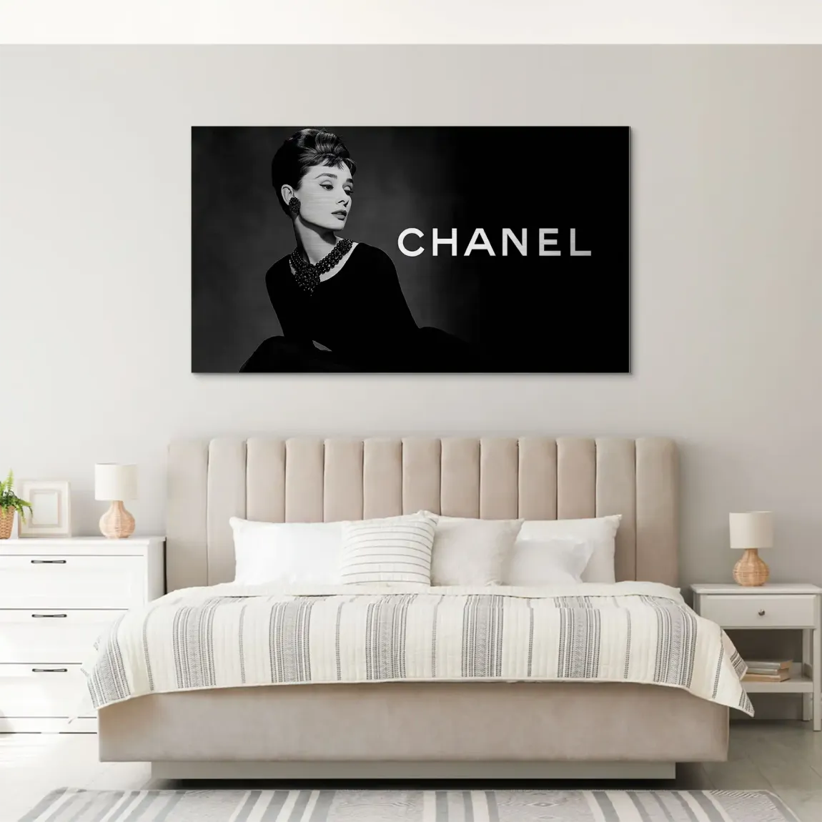 Audrey Noir Elegance Alu Gebürstet