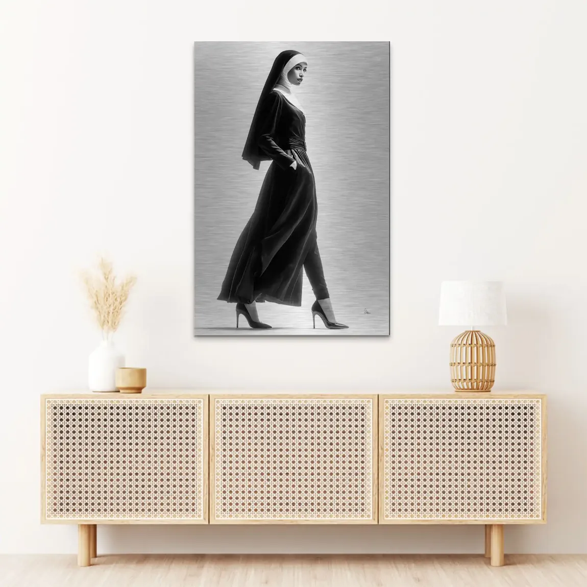 Nonne Couture Alu Dibond Bild gebürstet