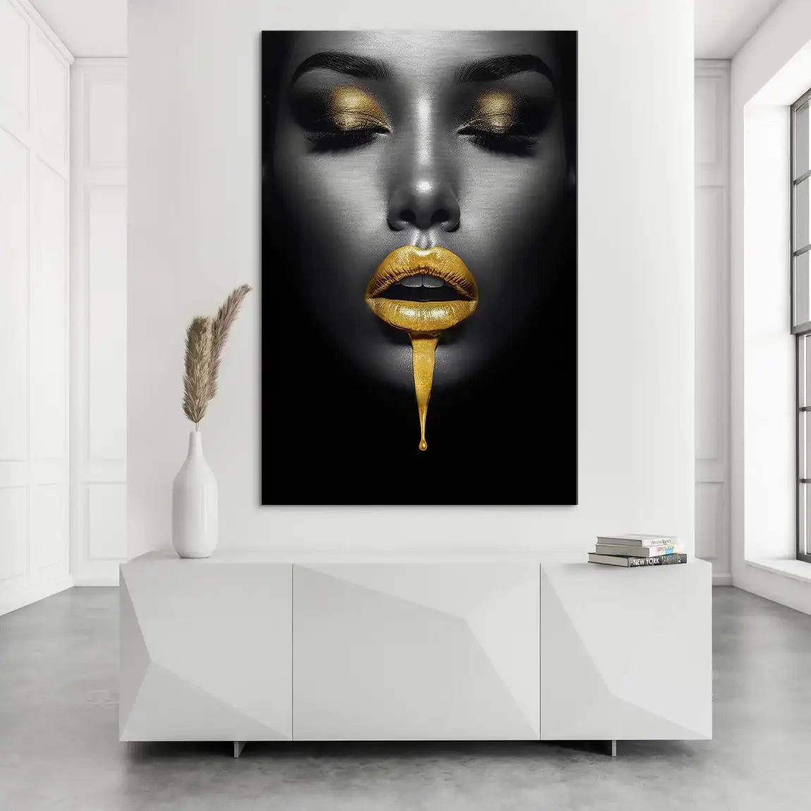 Gold Lips Beauty AluDibond Gebürstet INGALERIE