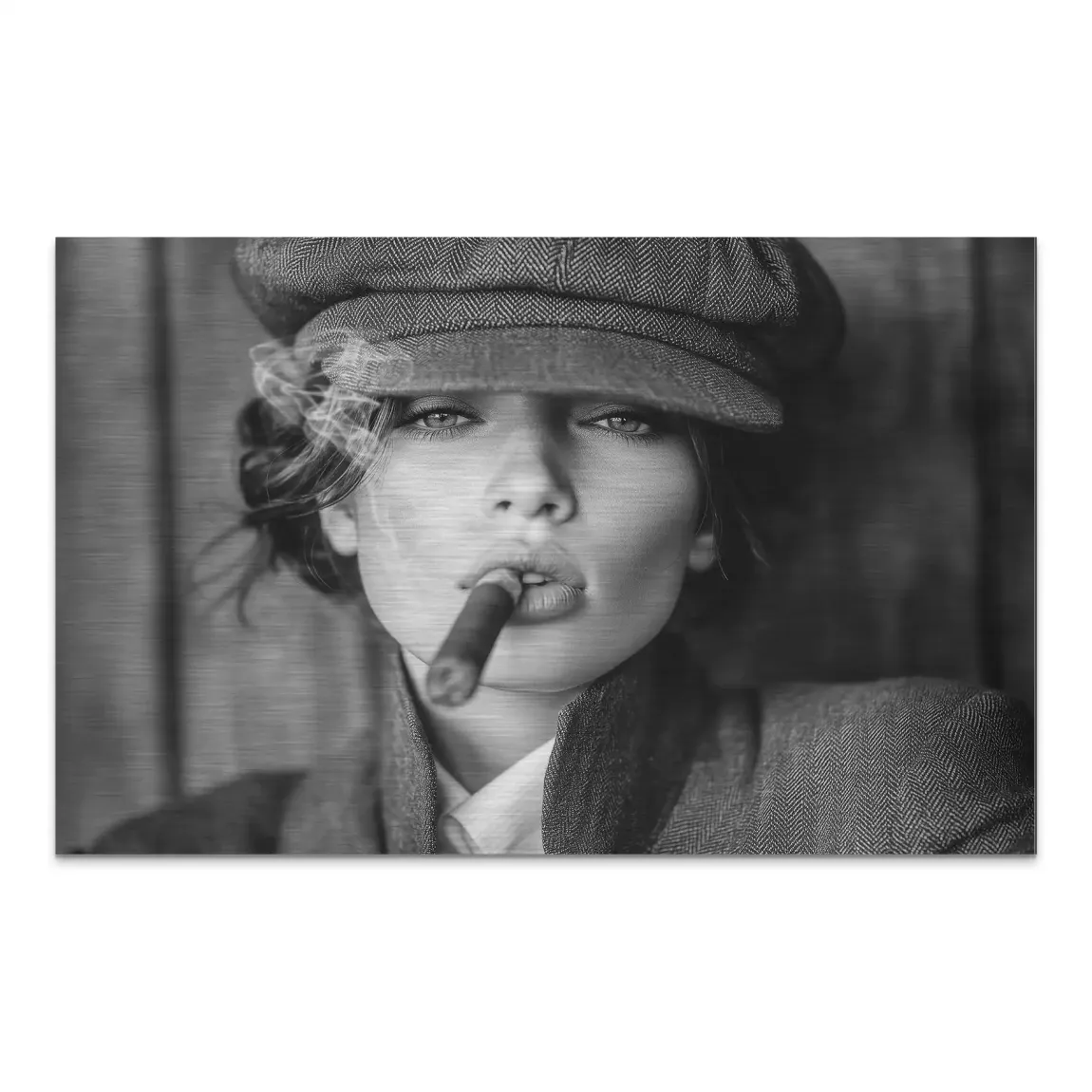 Femme Smoke AluDibond Gebürstet