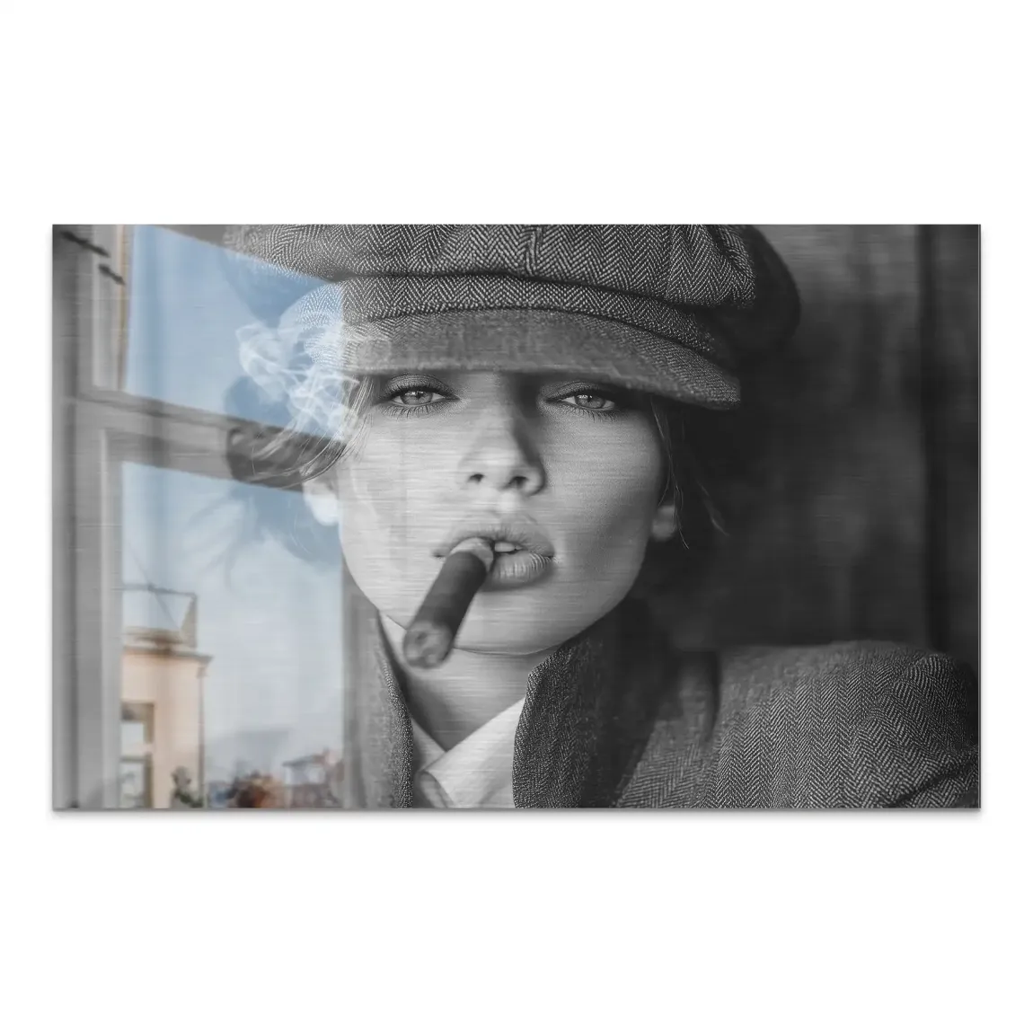 Femme Smoke AluDibond Gebürstet