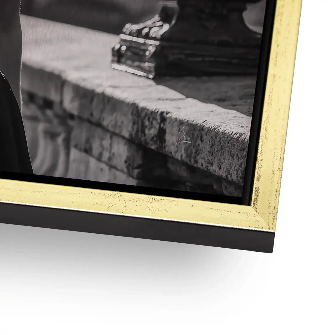 Audrey walk in Paris Alu Gebürstet