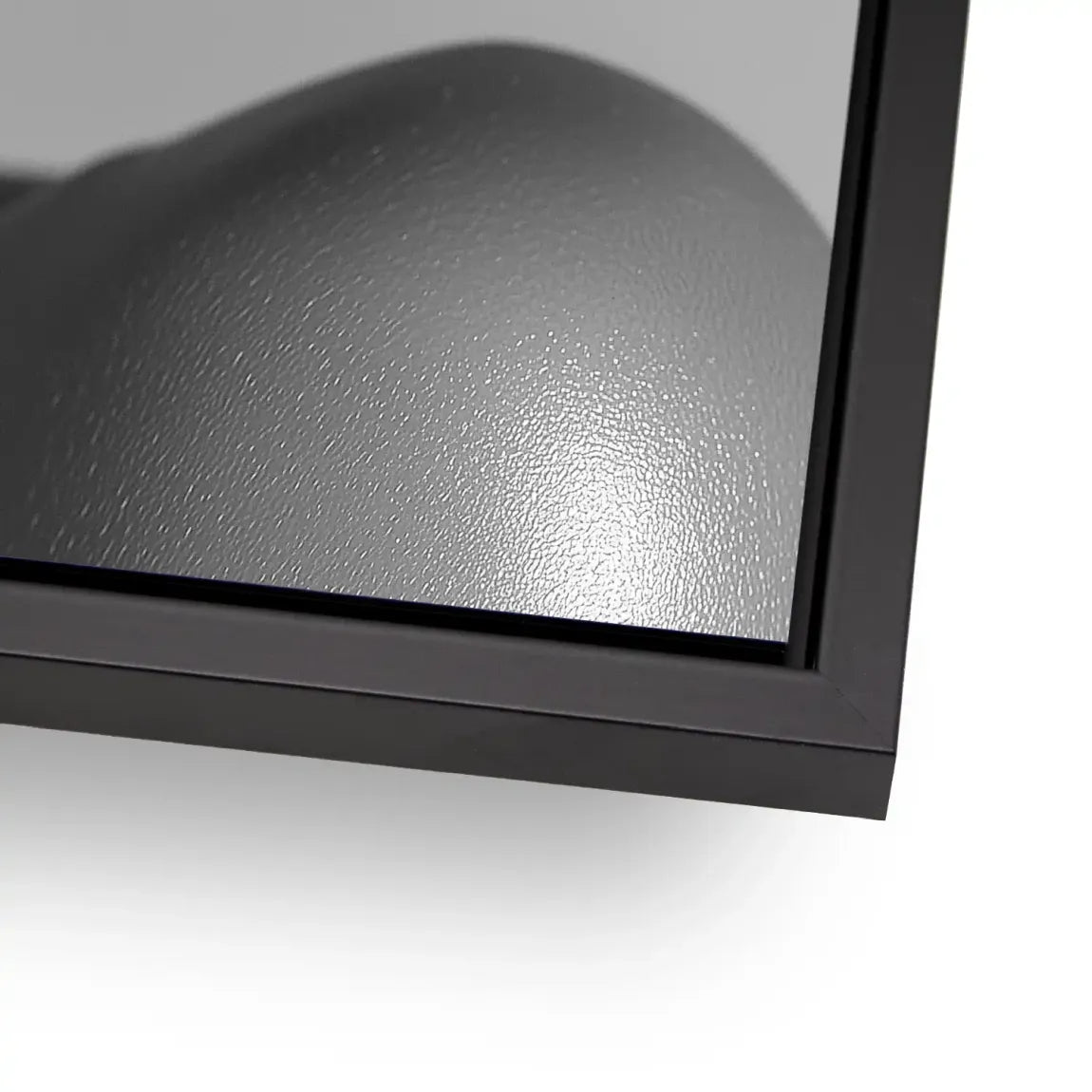 Masked Beauty Noir Art Aludibond Bild