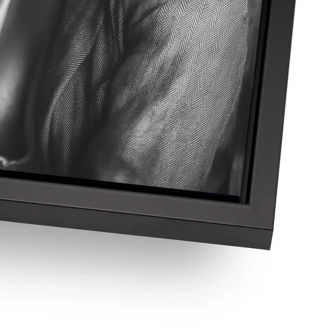 Smoked Confidence Noir Alu Dibond Bild