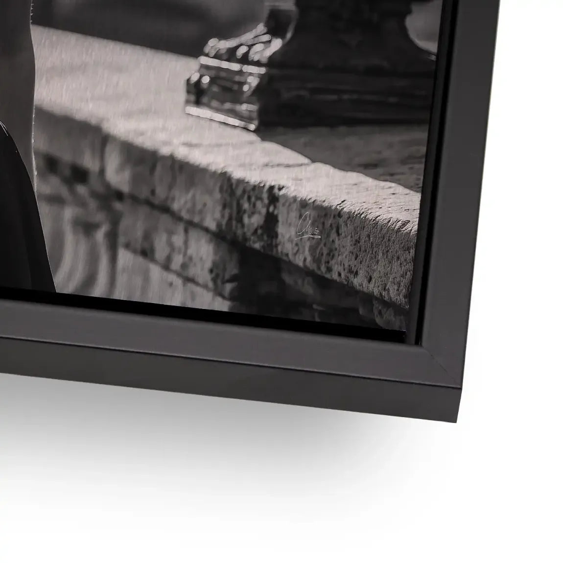 Audrey walk in Paris Alu Gebürstet