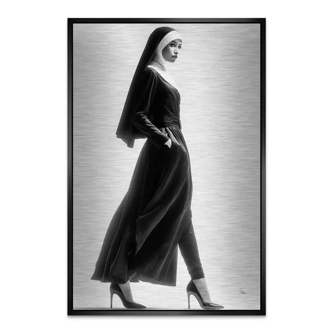 Nonne Couture Alu Dibond Bild gebürstet