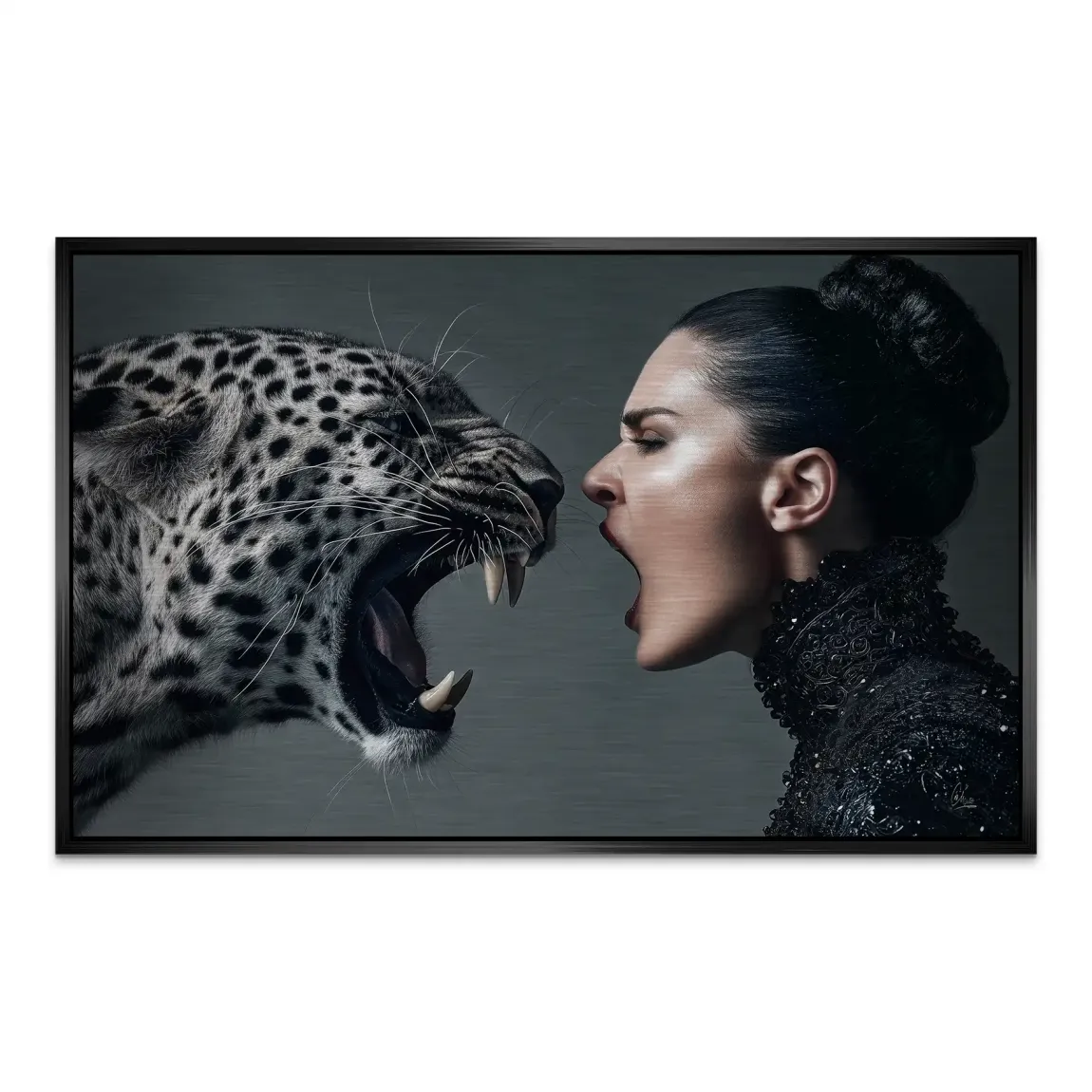 Wild Leopard Woman AluDibond Gebürstet