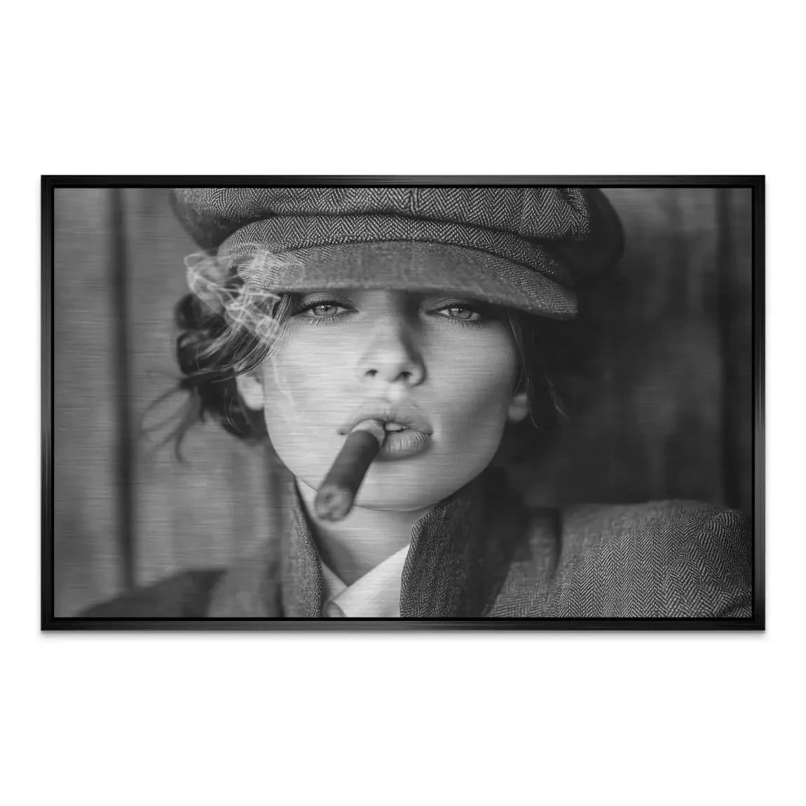 Femme Smoke AluDibond Gebürstet