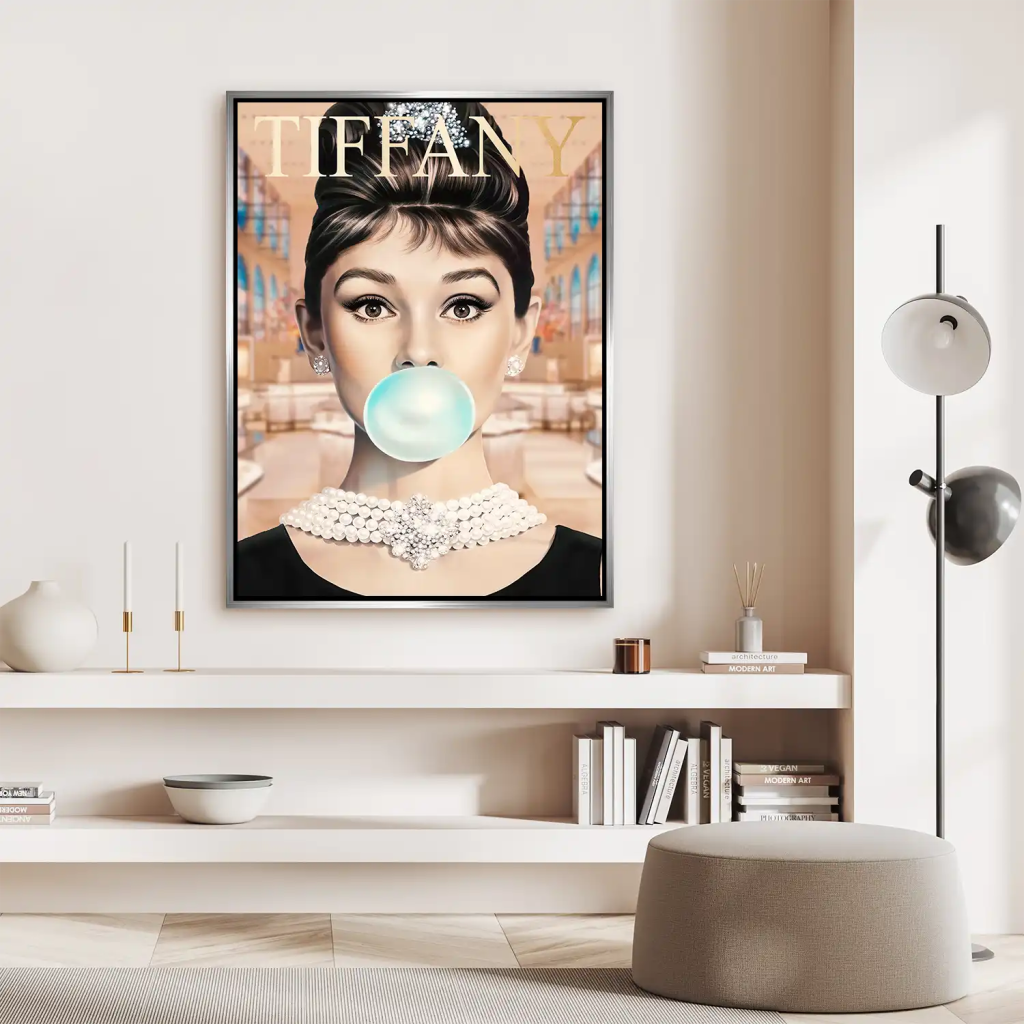 Audrey Bubble Gum Retro AluDibond Bild INGALERIE