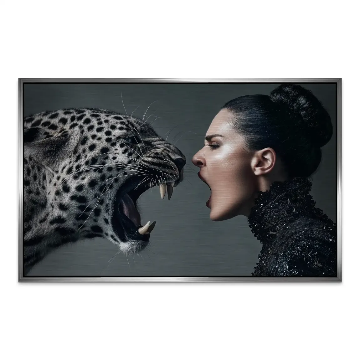 Wild Leopard Woman AluDibond Gebürstet