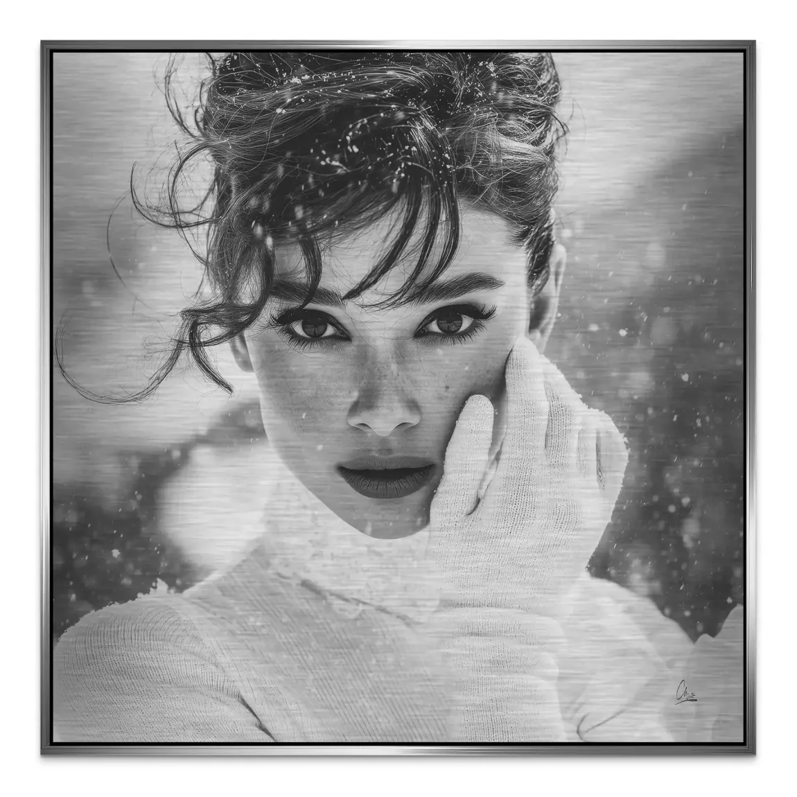 Audrey Hepburn Snow Portrait Alu Gebürstet Bild